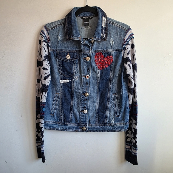 Desigual Gaelle Exotic Blue Denim Jacket with Floral Sleeves and Red Heart M - Picture 4 of 14